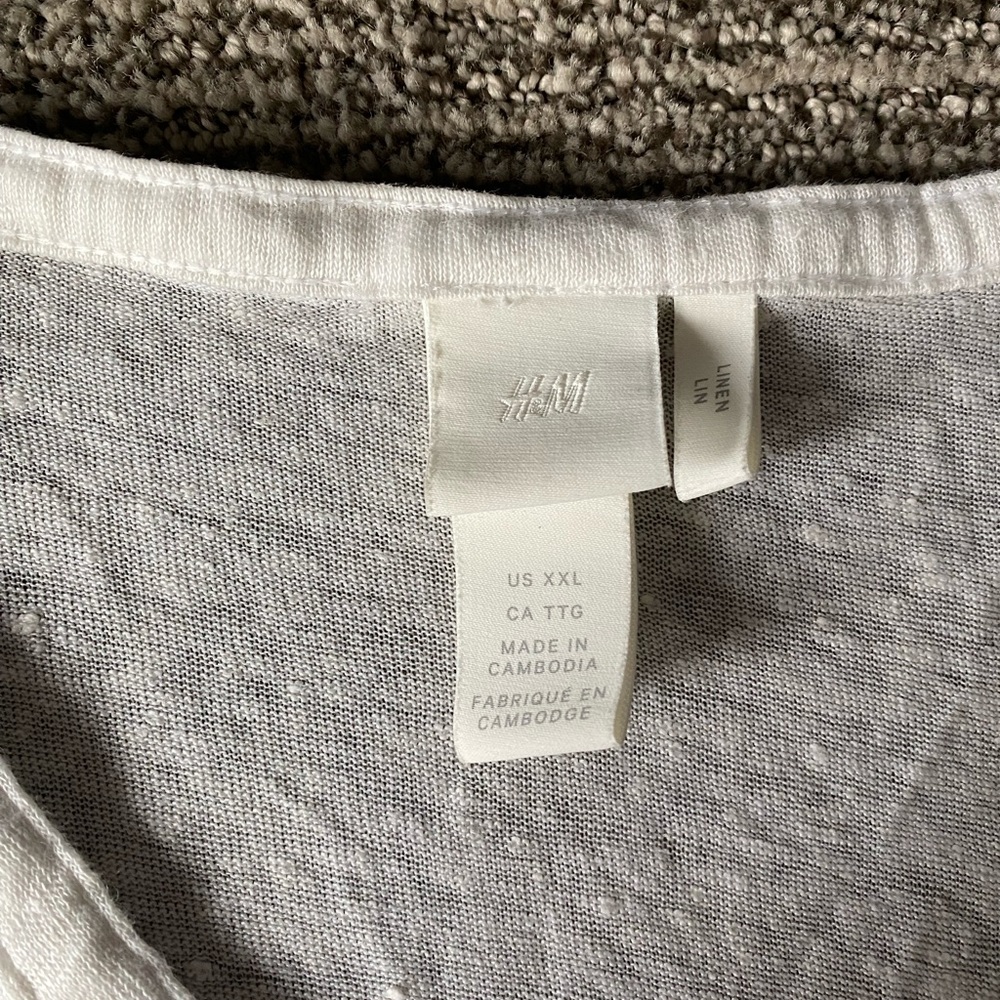 H&M Button Tee - Picture 3 of 3
